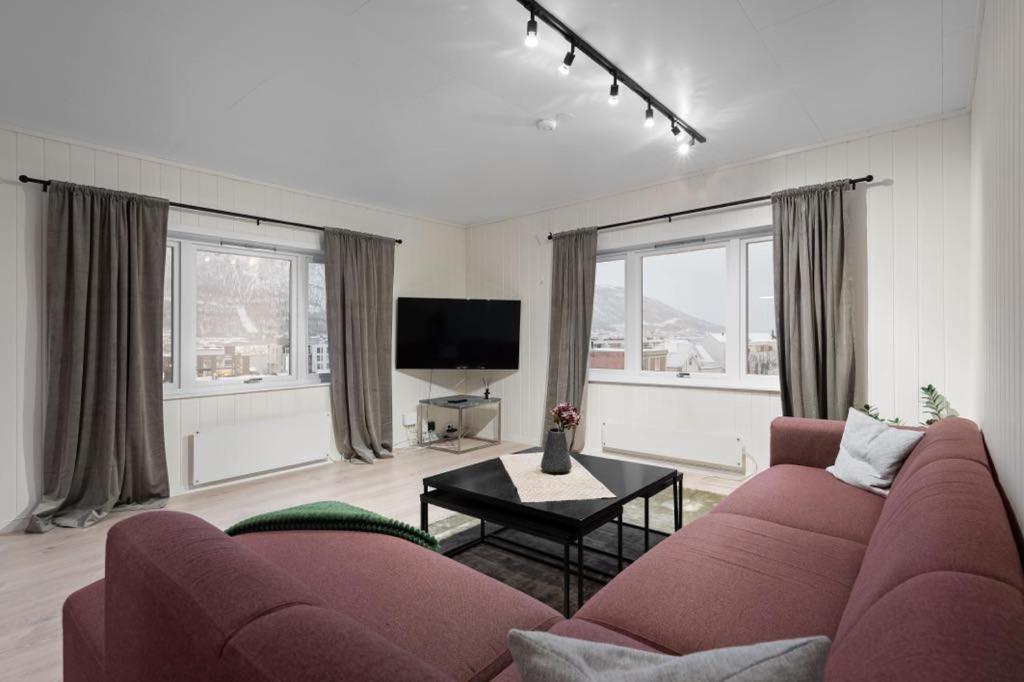 Bramy Apartments The Cozy View Тромсьо Екстериор снимка